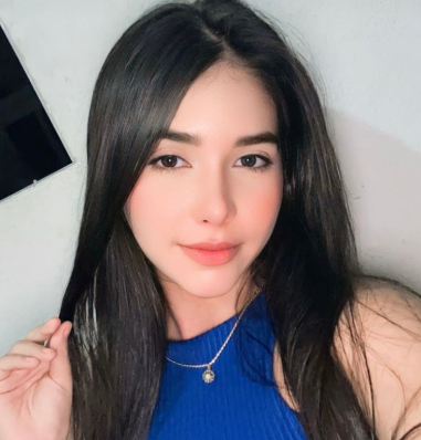 <em>Esmeralda Z.</em>